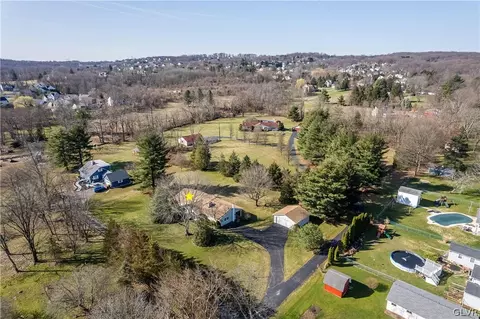 6942 Gun Club Rd, Coopersburg, PA 18036