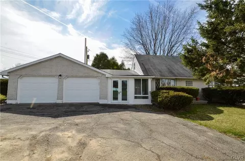 1925 Weaversville Rd, Northampton, PA 18067