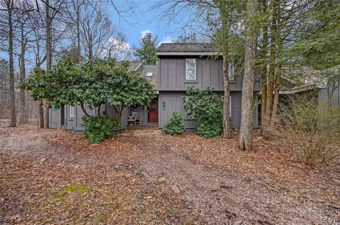 214 Snow Ridge Cir, Blakeslee, PA 18610