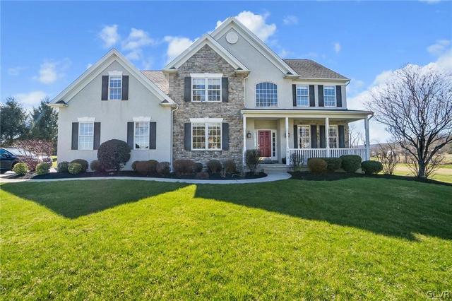 1813 Pen Argyl Rd, Pen Argyl, PA 18072