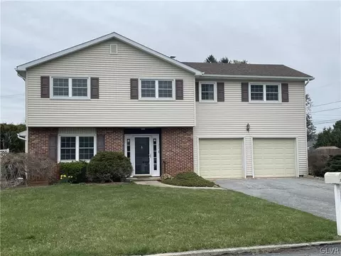 2865 Andrea Dr, Allentown, PA 18103