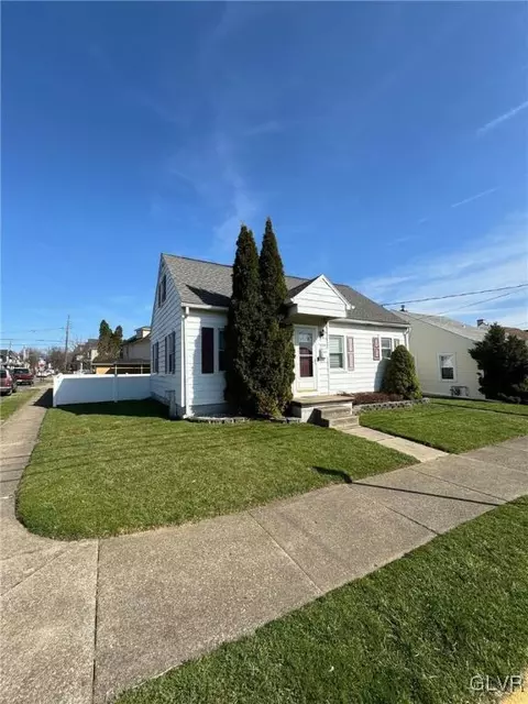 824 Miller St, Easton, PA 18042