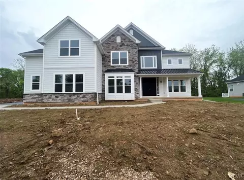 876 Fairway Dr #25, Forks Twp, PA 18040