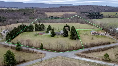 11 Municipal Rd, Lehighton, PA 18235