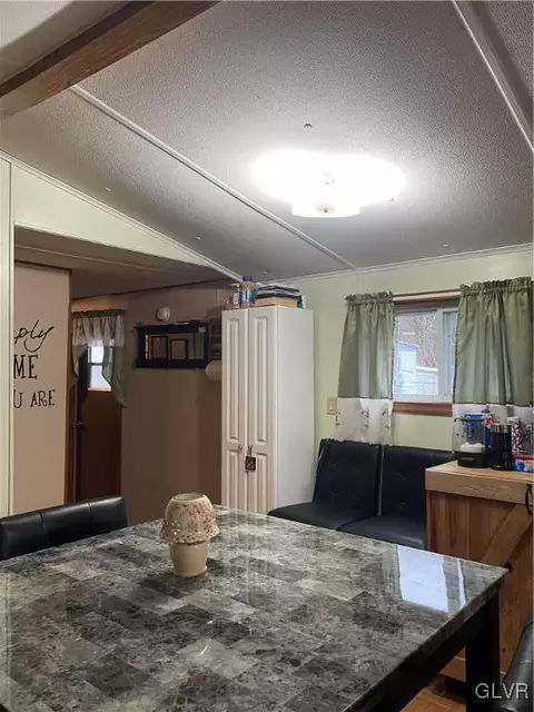 4 Indian Trl, Wind Gap, PA 18091 photo 16