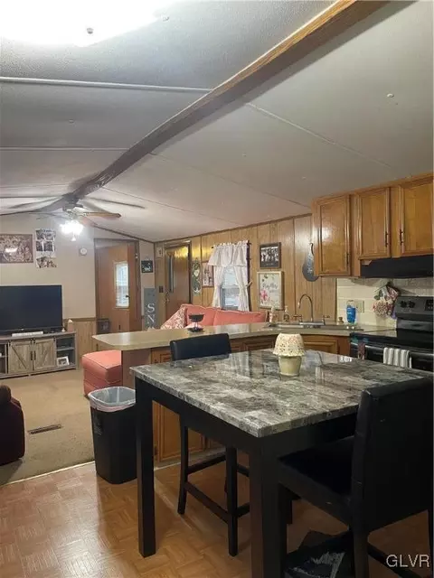 4 Indian Trl, Wind Gap, PA 18091 photo 8