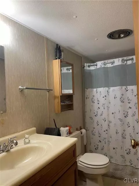 4 Indian Trl, Wind Gap, PA 18091 photo 17