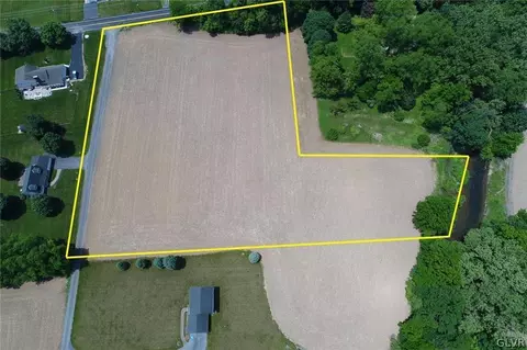 1551 Tatamy Rd, Palmer Township, PA 18045