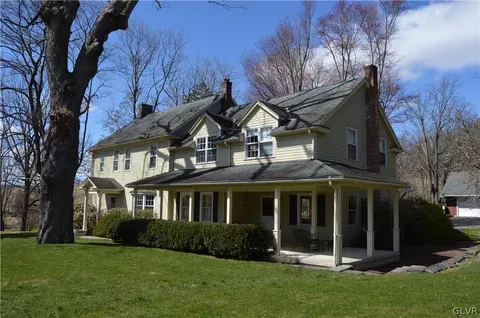 11389 Gravel Hill Rd, Bangor, PA 18013