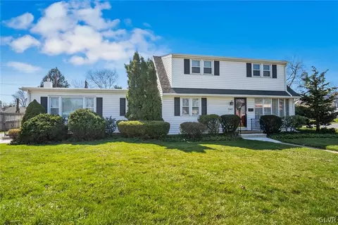 1343 Catasauqua Rd, Bethlehem, PA 18017