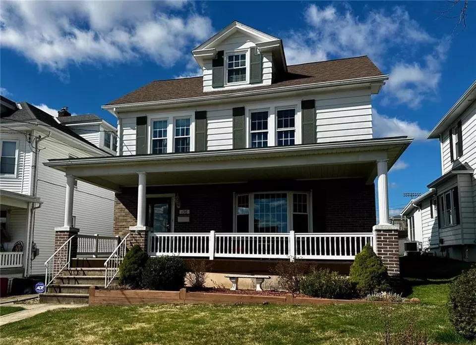 136 N 9th St, Lehighton Borough, PA 18235 36 Photos Movoto