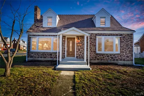 1154 E Cedar St, Allentown, PA 18109