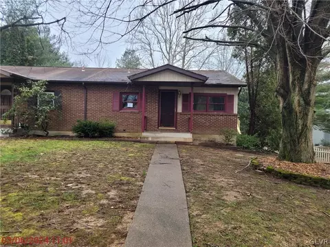 3893 Timothy Ln, Bethlehem, PA 18020
