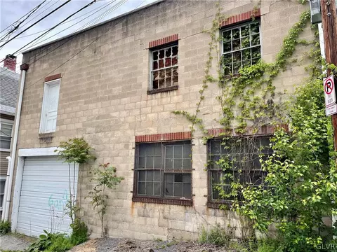 708 E 5th St, Bethlehem, PA 18015 photo 5