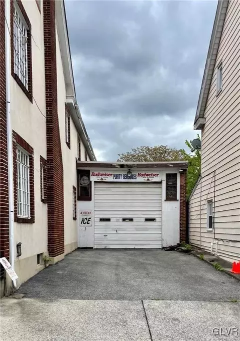 708 E 5th St, Bethlehem, PA 18015 photo 4