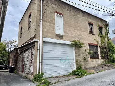708 E 5th St, Bethlehem, PA 18015 photo 6