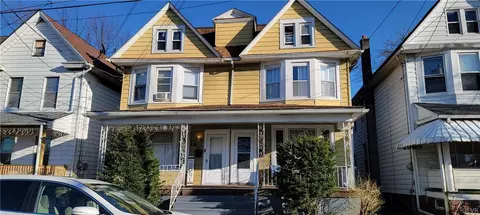 10 Regent St, Luzerne, PA 18702
