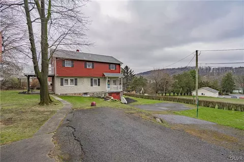 1556 Butz Ln #REAR, Allentown, PA 18103