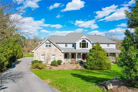 3007 Kerns Ct, North Whitehall Twp, PA 18069