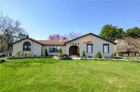 63 Savage Dr, Northampton Twp, PA 19053