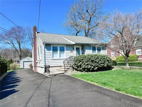 470 S Nulton Ave, Palmer Township, PA 18045