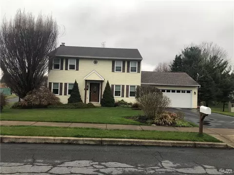 2500 Bonnie Ln, Palmer Township, PA 18045