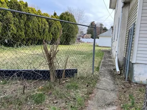 1908 2nd St, Bethlehem, PA 18020 photo 2