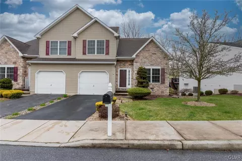 663 Walker Dr, Northampton, PA 18067