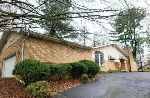 6739 Glen Rd, Coopersburg, PA 18036