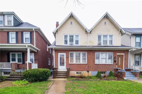 2242 Ferry St, Easton, PA 18042