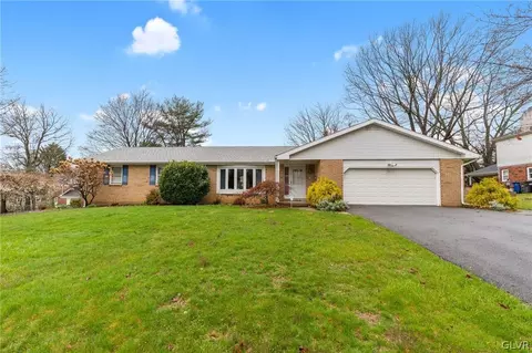 1446 Stoneridge Rd, Allentown, PA 18104