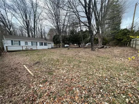 4 Elderberry Ln, Effort, PA 18330 photo 1