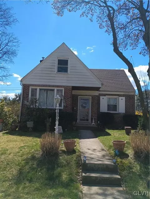 2304 Washington St, Allentown, PA 18104