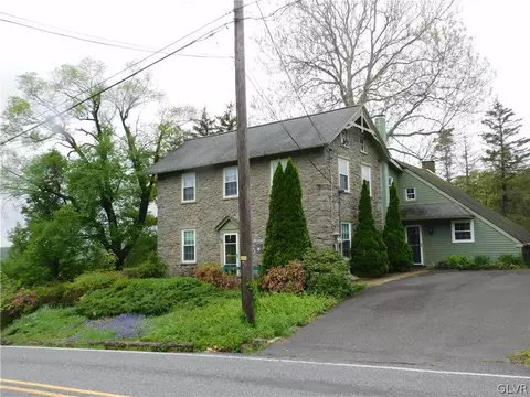 1350 Allentown Rd, Quakertown, PA 18951