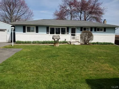 5819 Mertz Dr, Allentown, PA 18104