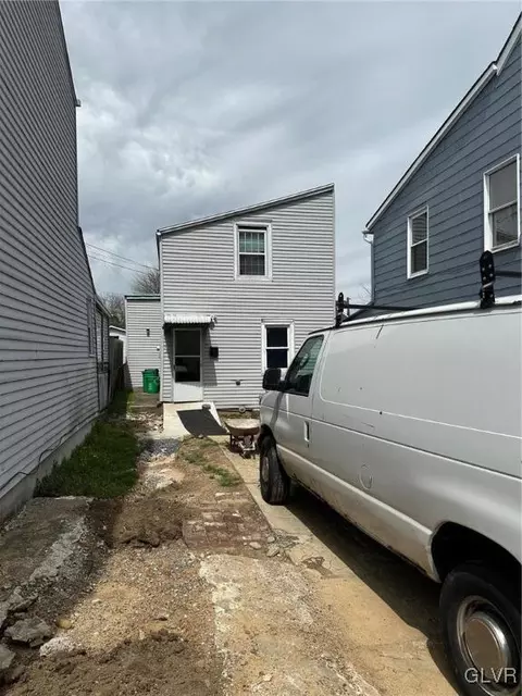 25 W Allen St, Allentown, PA 18102