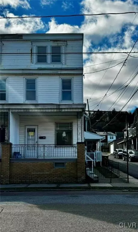 226 W 6th St, Mount Carmel, PA 17851