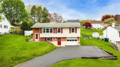 2629 Seip Ave, Palmer Township, PA 18045