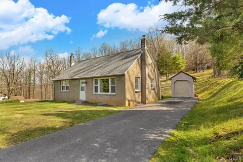 290 Bougher Hill Rd, Williams Twp, PA 18042