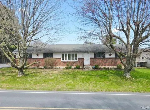 3795 Maple St, Allentown, PA 18104
