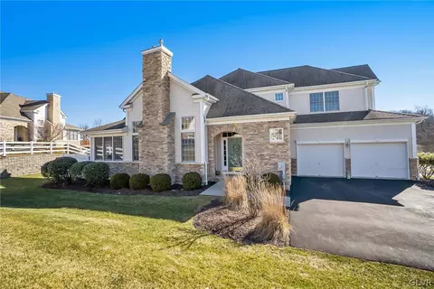 920 Homestead Ln, Williams Twp, PA 18042