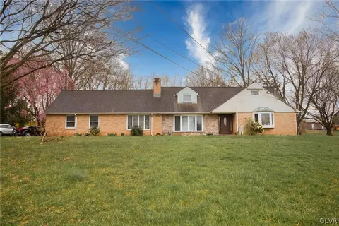 2159 Stocker Mill Rd, Palmer Township, PA 18045