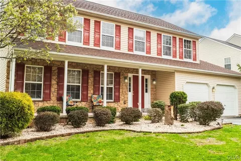 3881 Fire Brick Rd, Macungie, PA 18062