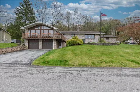 1711 Linda Ln, Allentown, PA 18103