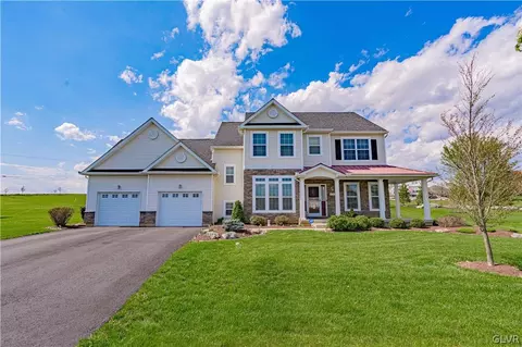 1035 Owen Pl, Palmer Township, PA 18045