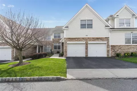 150 Inverness Cir, Williams Twp, PA 18042