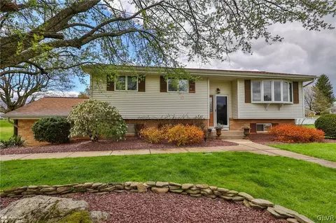 32 Robert Dr, Allentown, PA 18104