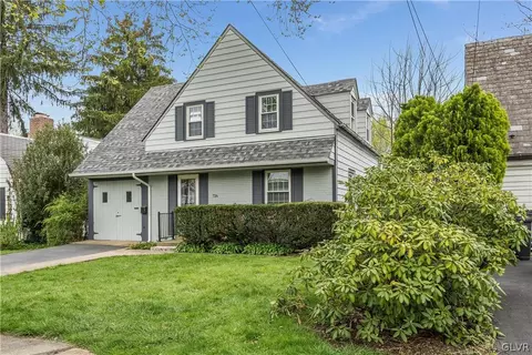 726 13th Ave, Bethlehem, PA 18018