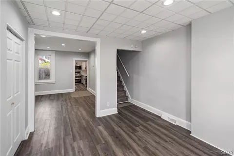 646 Spring St, Bethlehem, PA 18018 photo 7