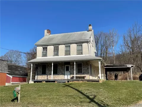 1156 Applebutter Rd, Bethlehem, PA 18015